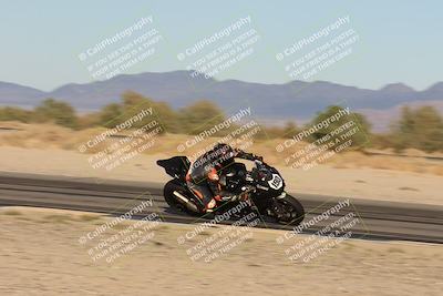 media/Nov-02-2025-CVMA (Sun) [[337aff29ab]]/Race 18-Supersport Middleweight/